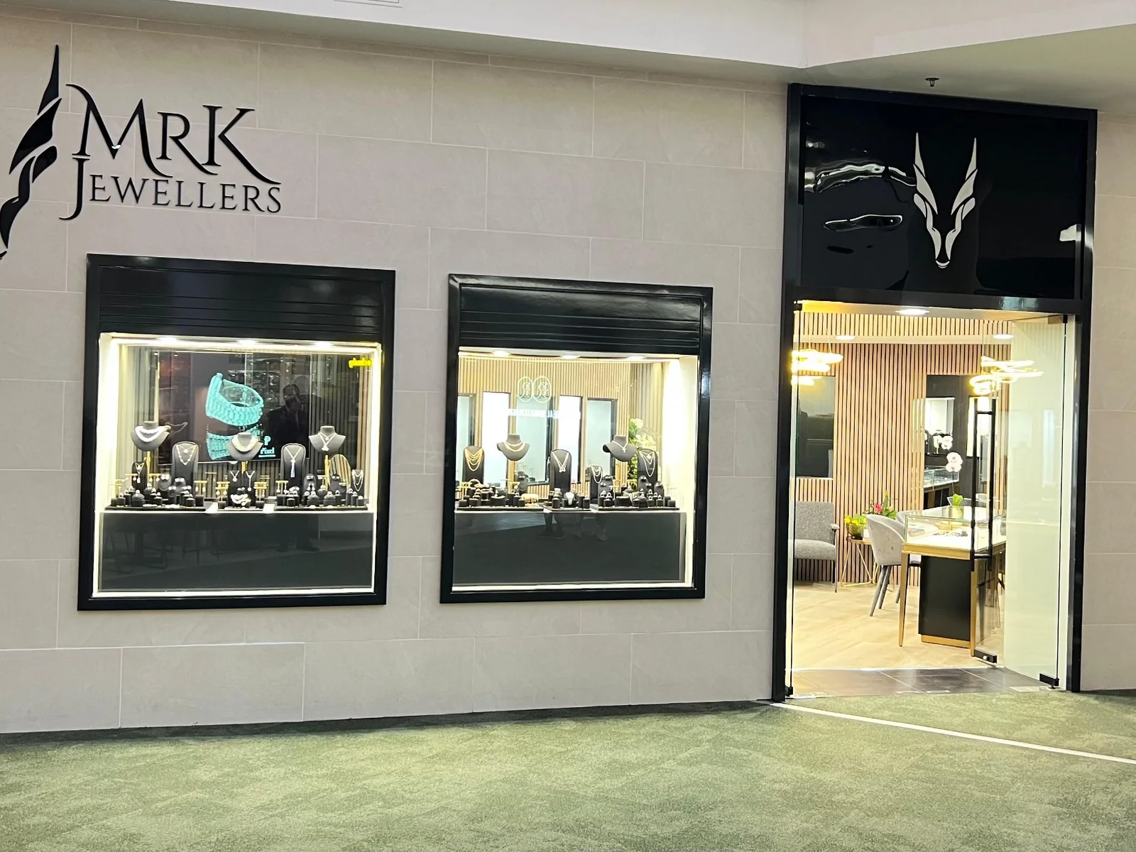 MrK Jewellers boutique exterior in St Ives