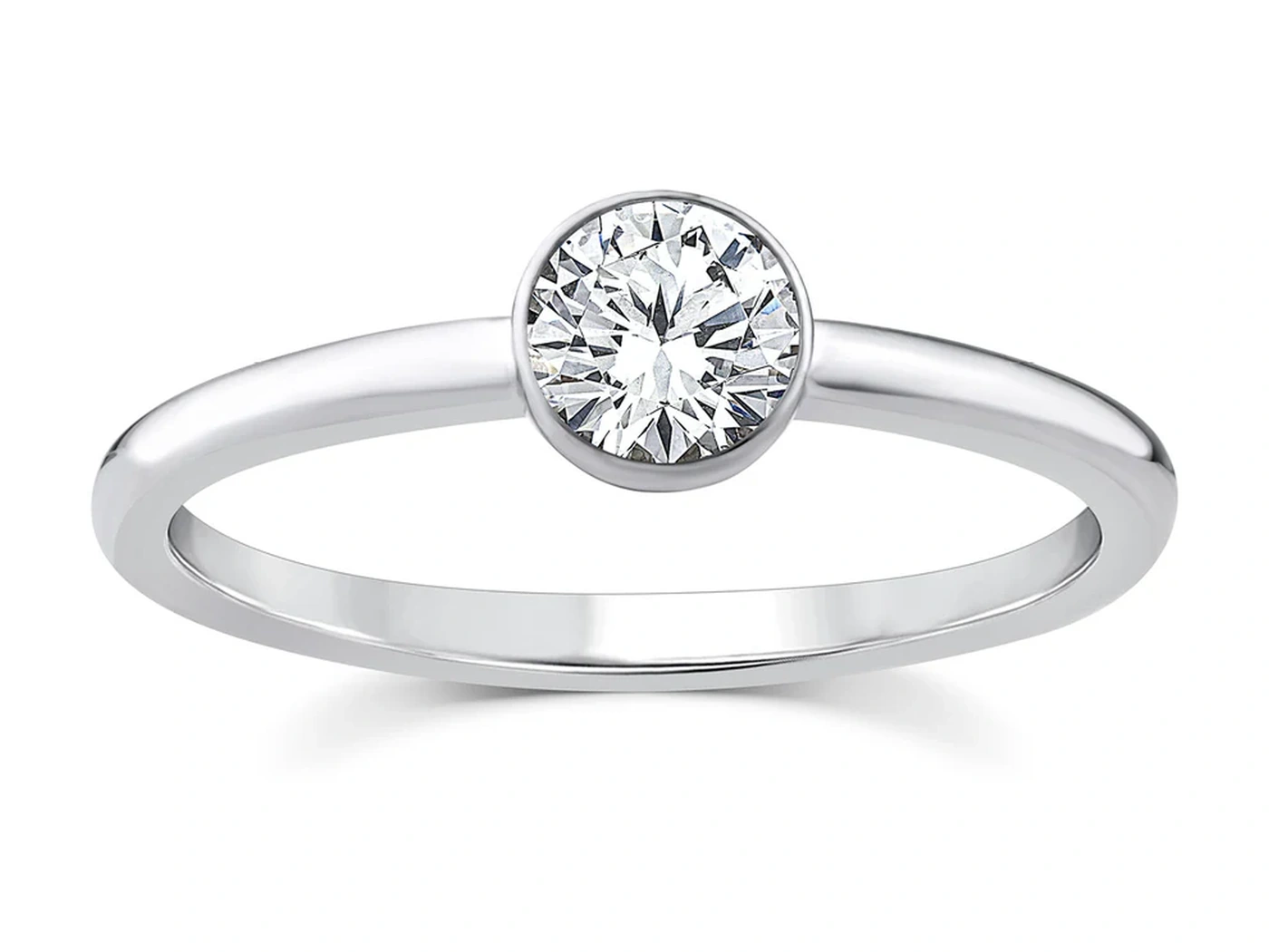 Round diamond engagement ring in a smooth bezel setting